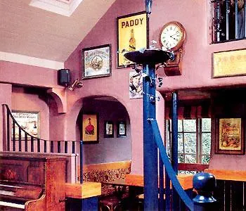 Whitegates Pub & Accommodation Killarney 3*,  Irlande